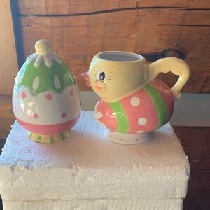 Johanna Parker sugar creamer set